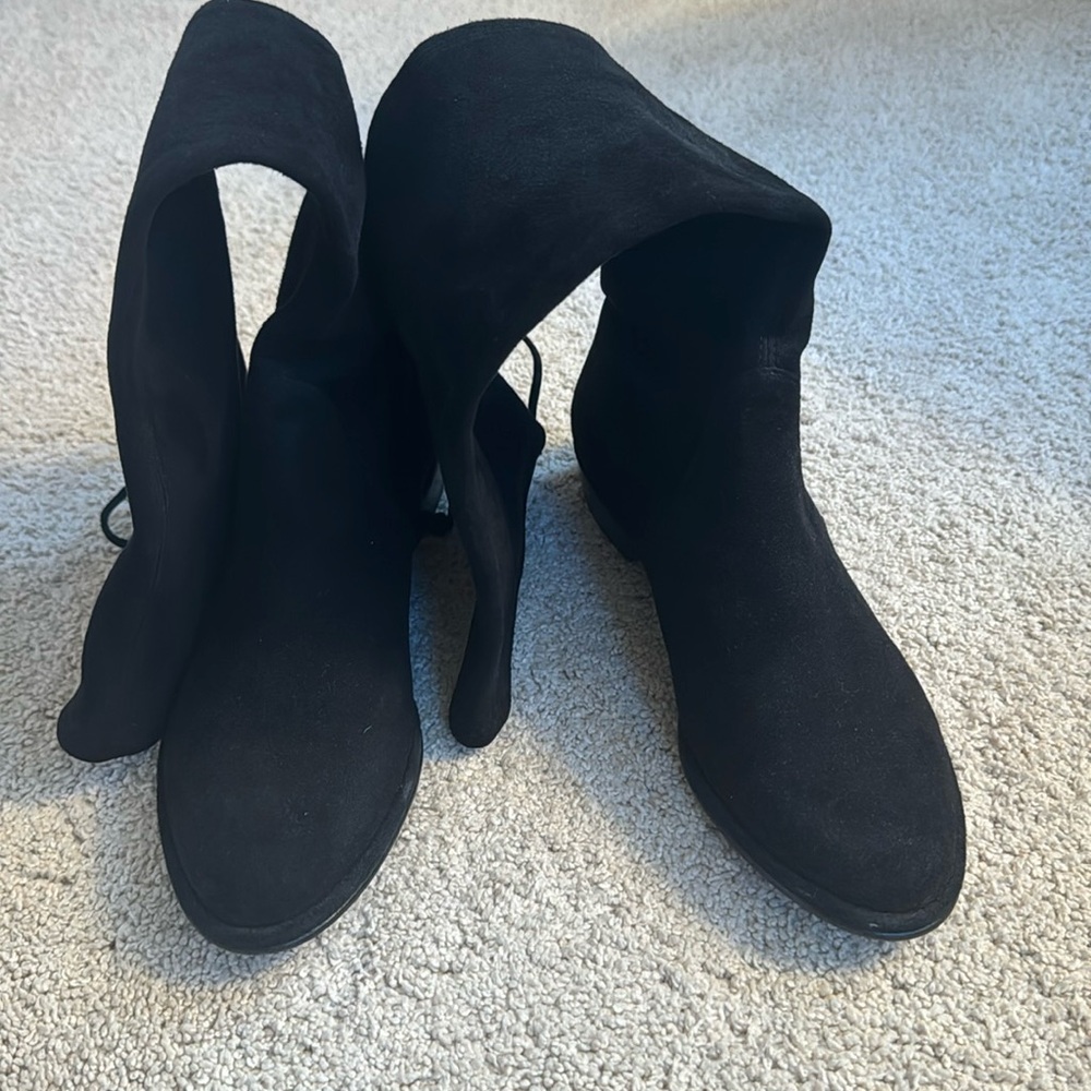 Stuart Weitzman kneezie suede boots size 6.5